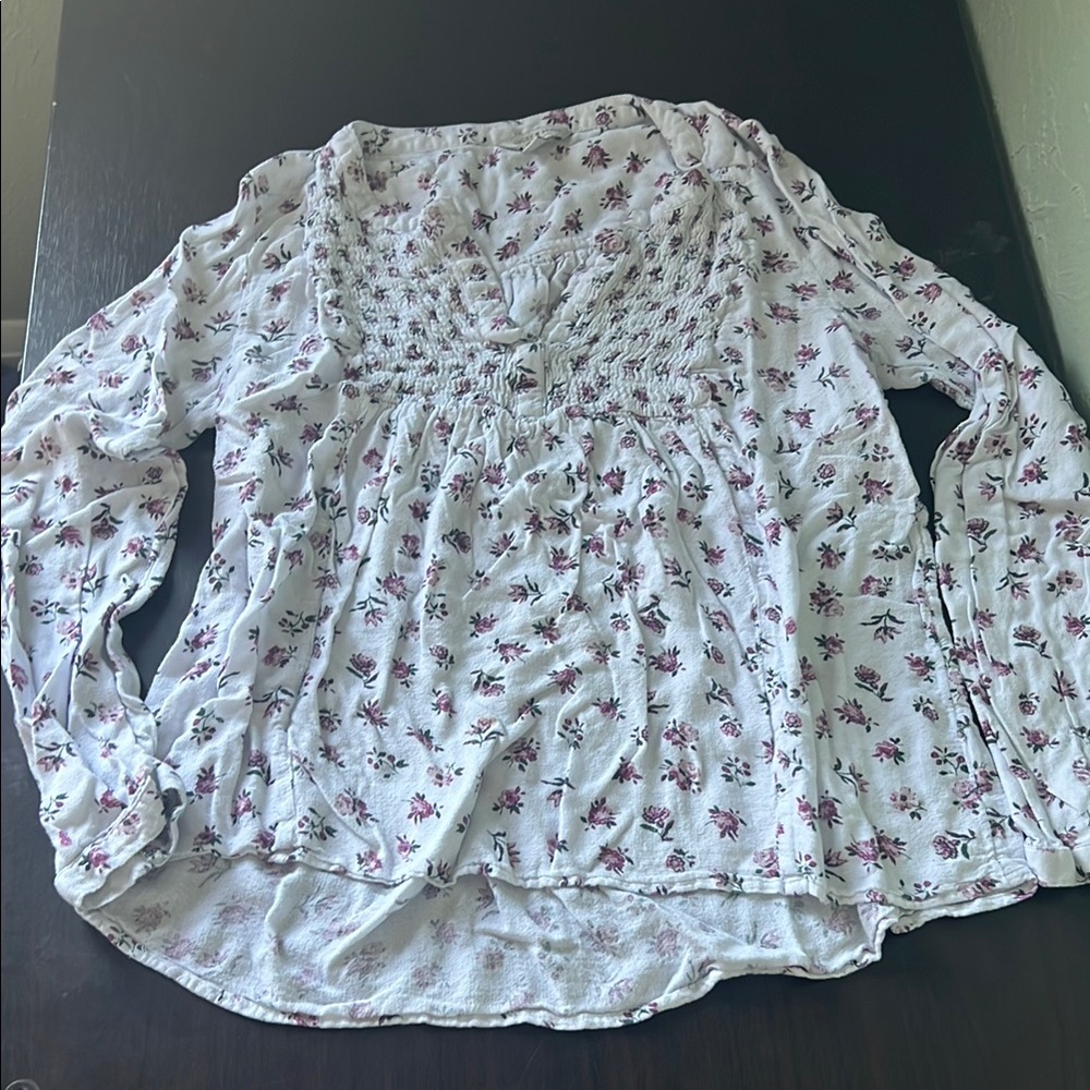 Lucky Brand medium Floral Smocked Women's Top